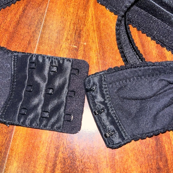 Adore Me Wireless Light Lined/Lift Bra - 38D - Picture 5 of 5